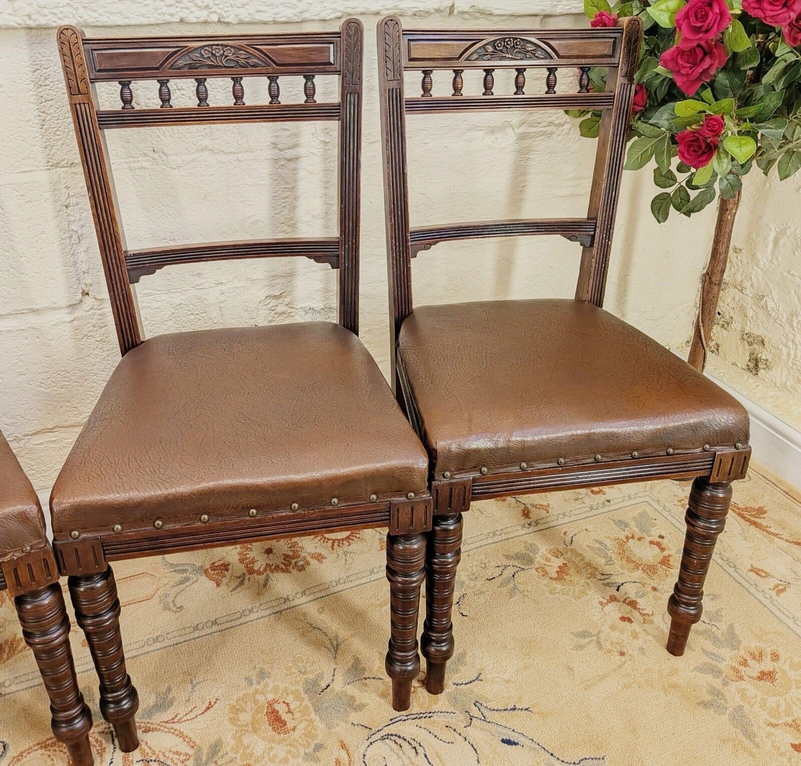 Victorian Set Of 4 Oak Stained Carved Dining Chairs photo Furniture