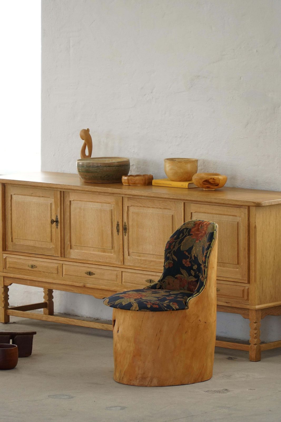 photo vintage Swedish Stump Chair / “Kubstol” In Pine & Floral Upholstery, Mid 20th Century