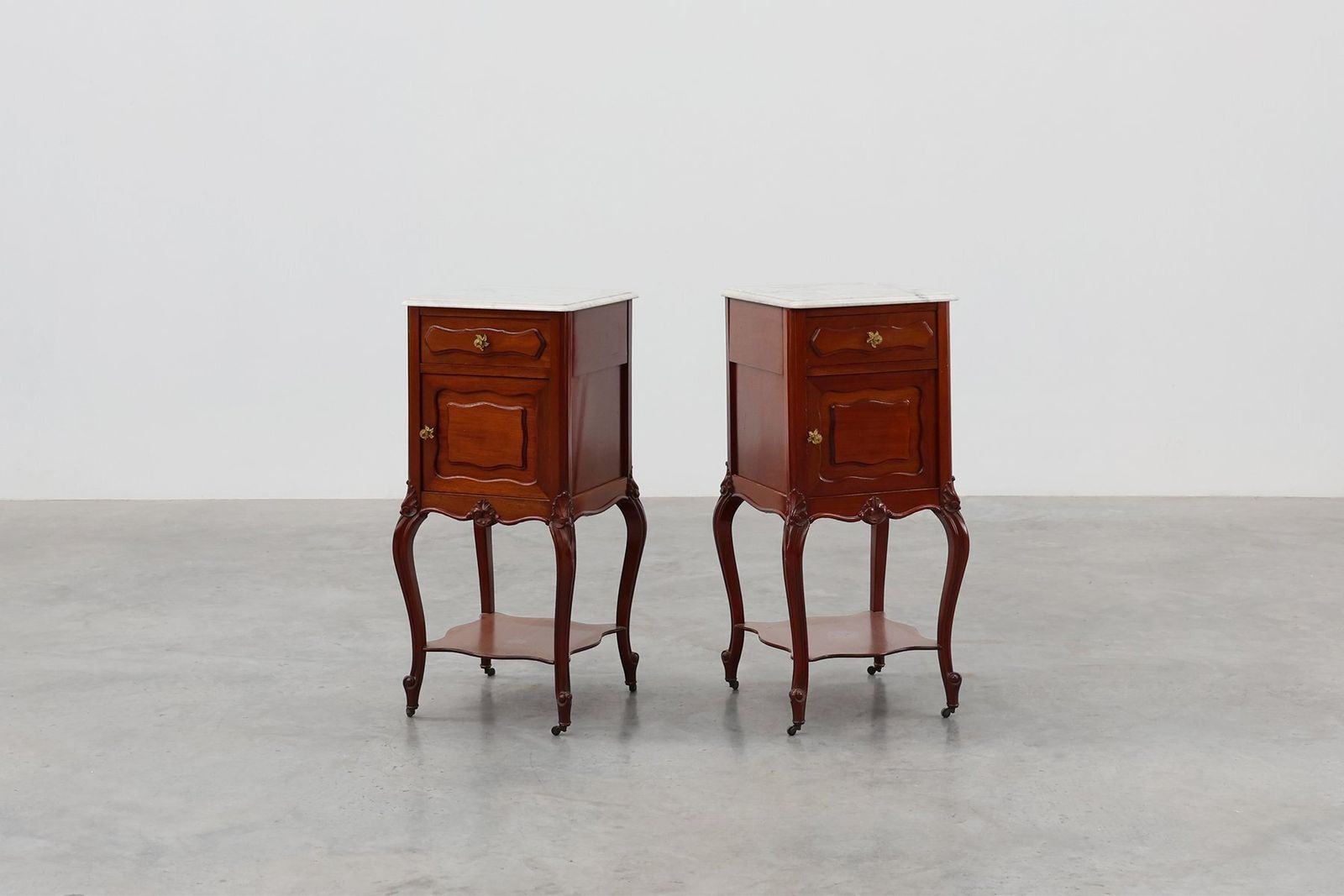 Walnut Louis XV Nightstands With Carrara Marble Tops, France, 1900, Set Of 2 photo for sale