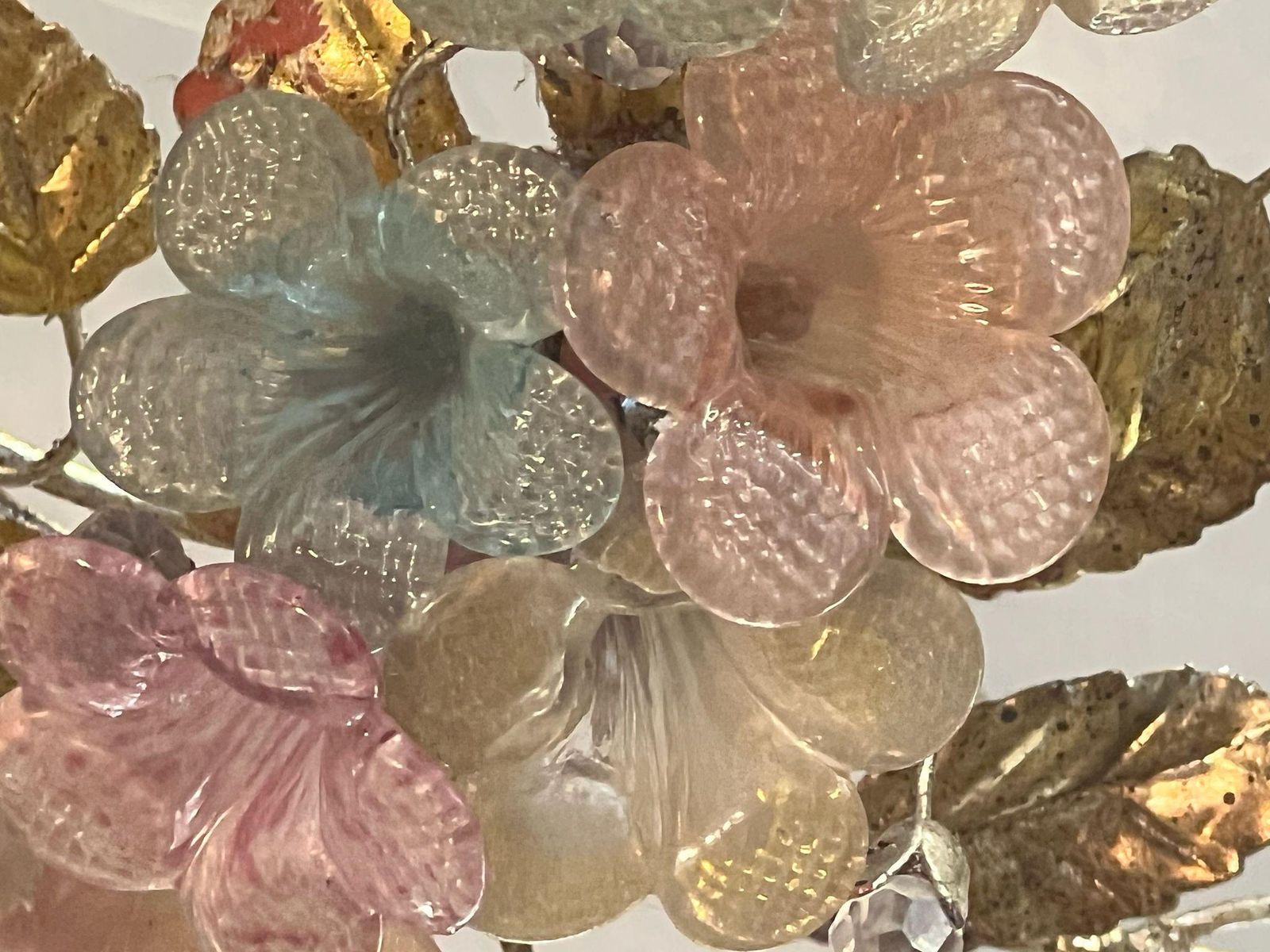 photo furniture Pink Floreal Murano Chandelier, 1980's