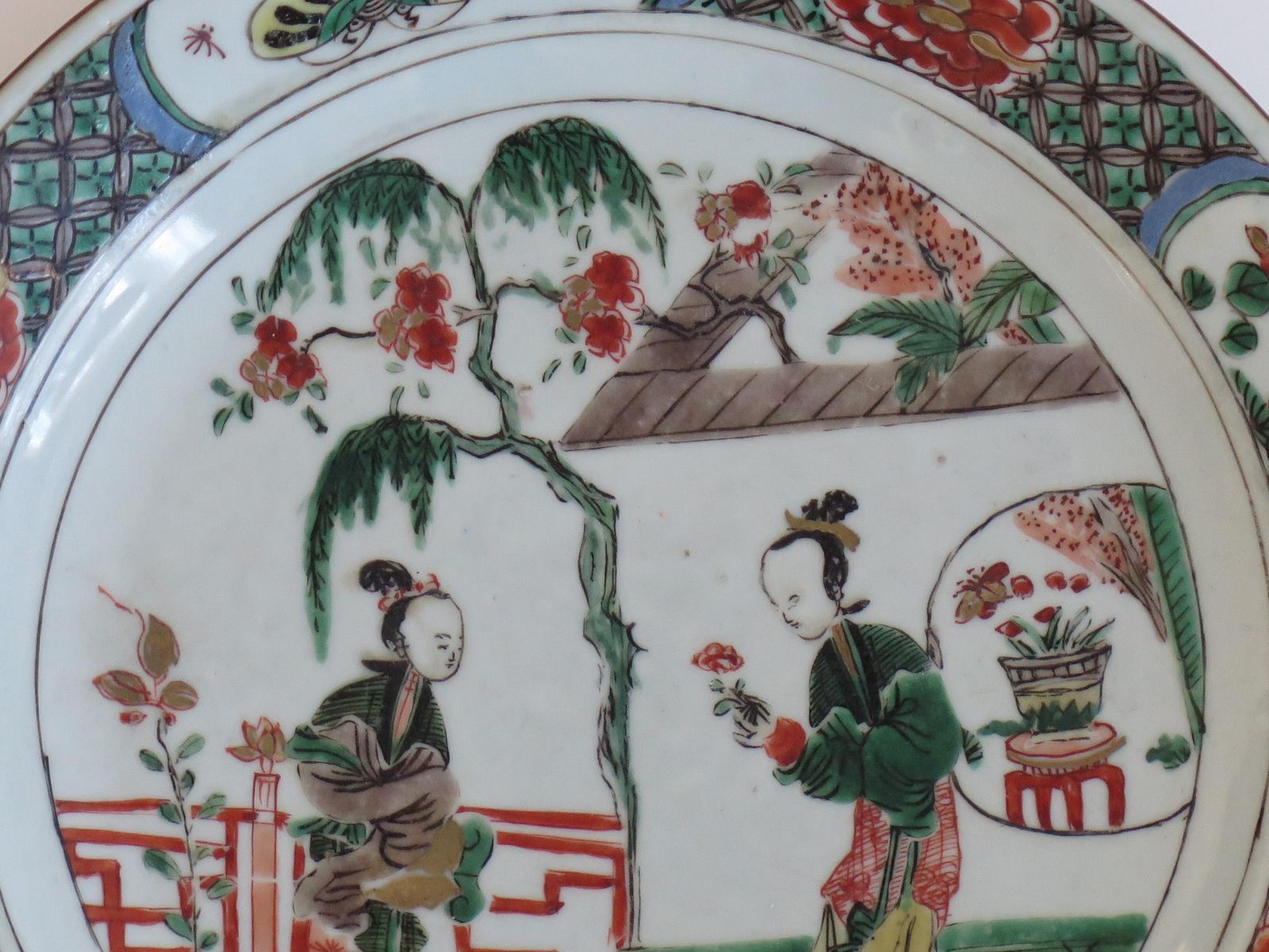 Chinees Famille Verte bord, handgeschilderd porselein, Kangxi-periode, ca. 1690 photo buy