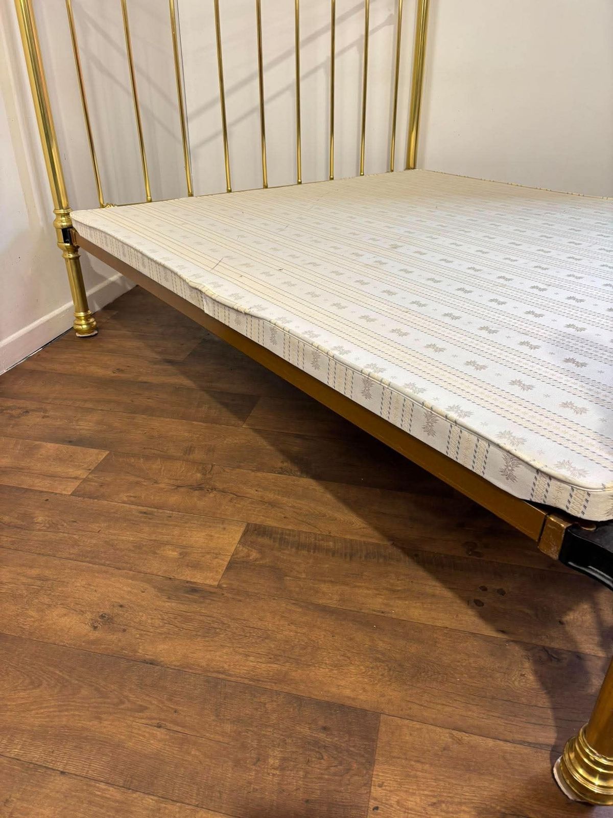Victorian Style Brass Super King Size Bed Frame photo for sale