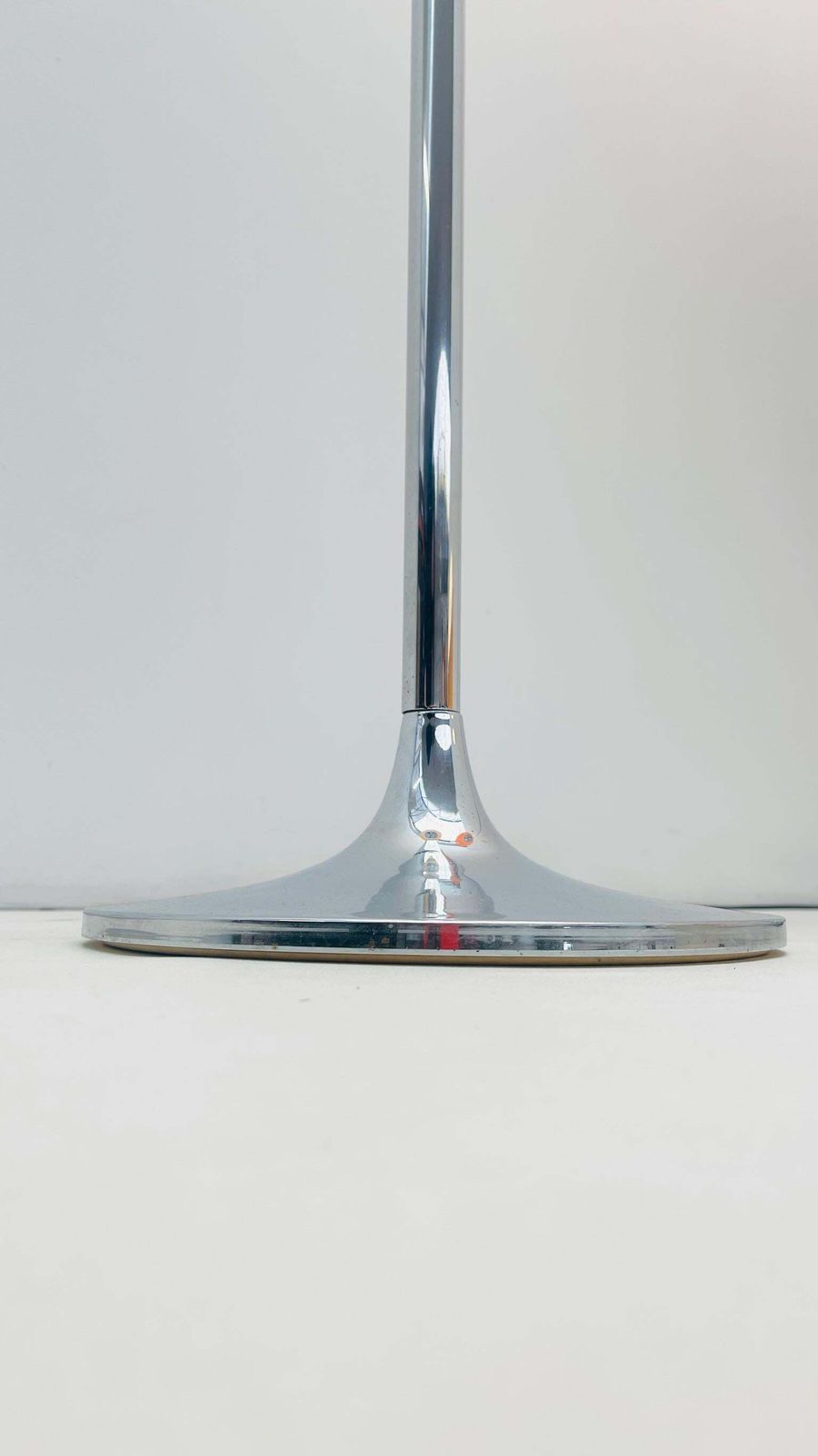 Pair Of 'Flash' Floor Lamps By Harvey Guzinni For Meblo photo buy