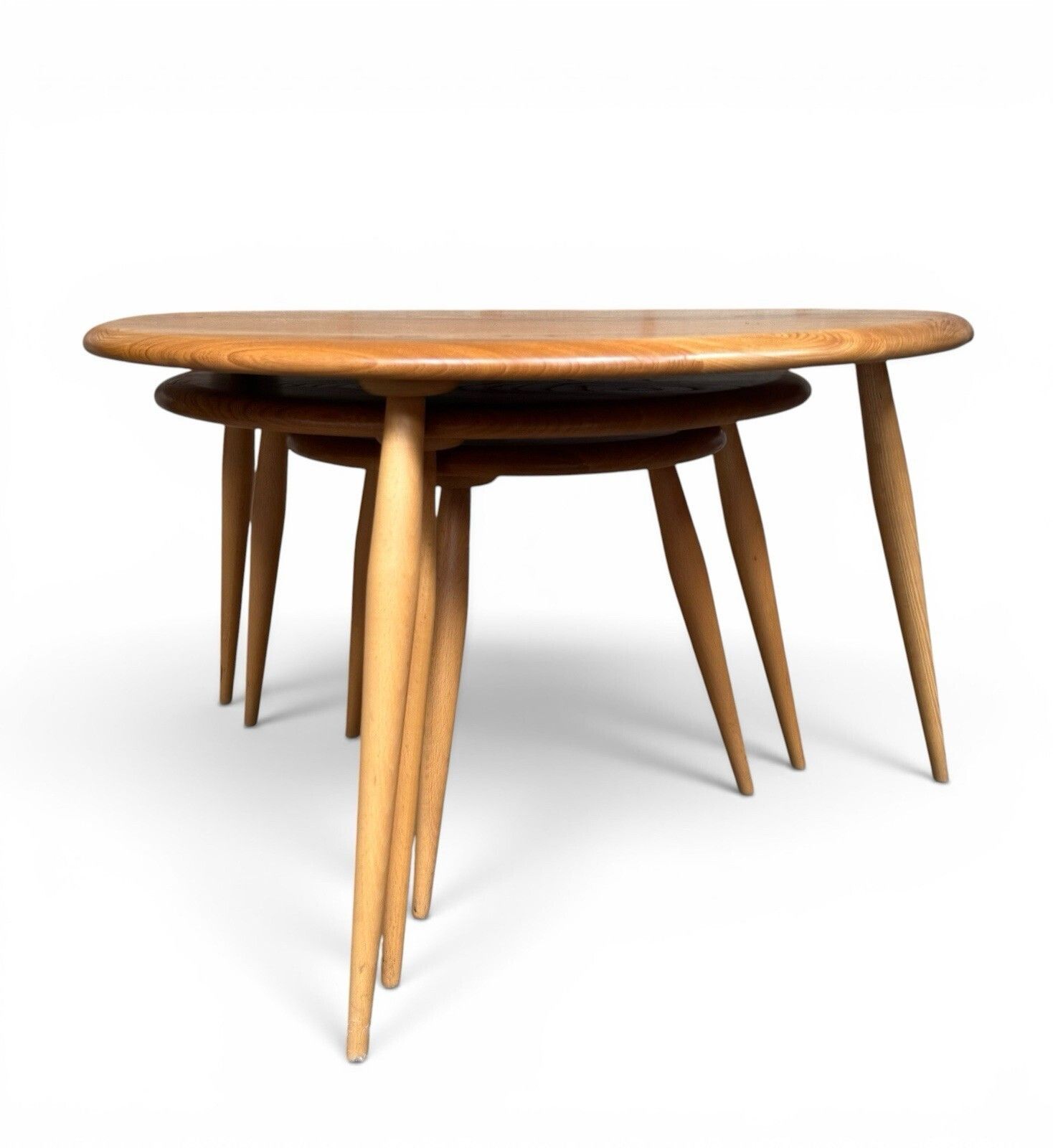 photo vinterior Ercol Solid Elm And Beech Blonde Nest Of Tables Pebble Nest Superior Quality