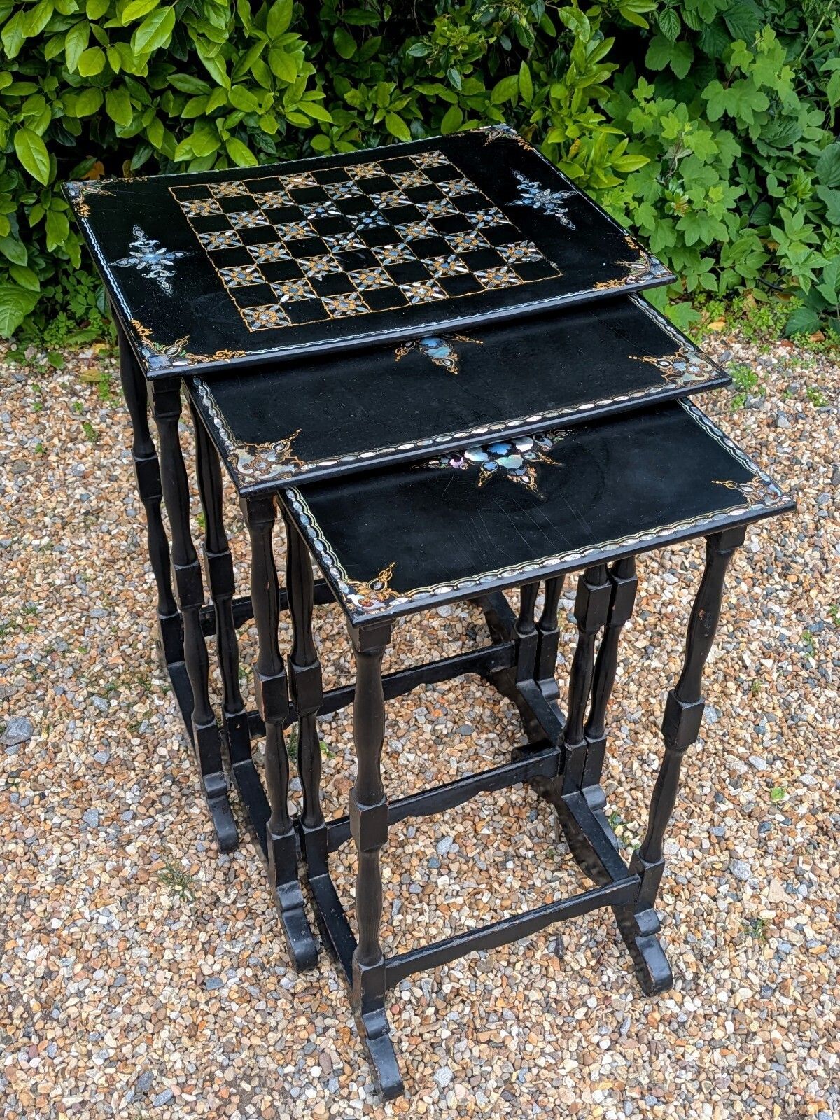 Nest Of Three Lacquer Tables Mother Of Pearl photo vinterior