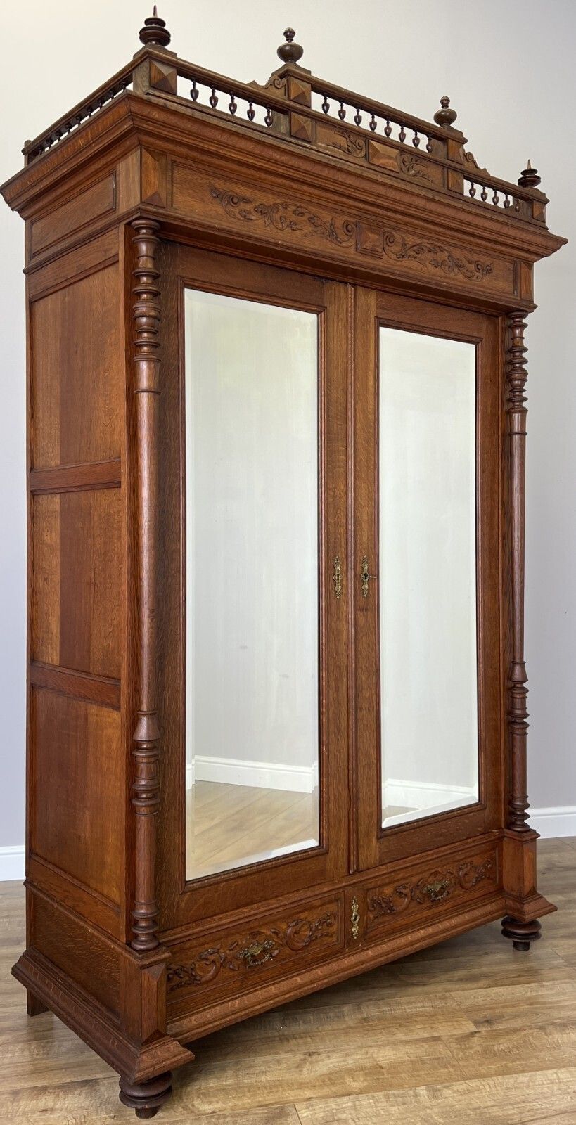 Wardrobe Antique French Oak Two Door Mirrored Carved Armoire Cabinet Lot 6153 photo 999.0