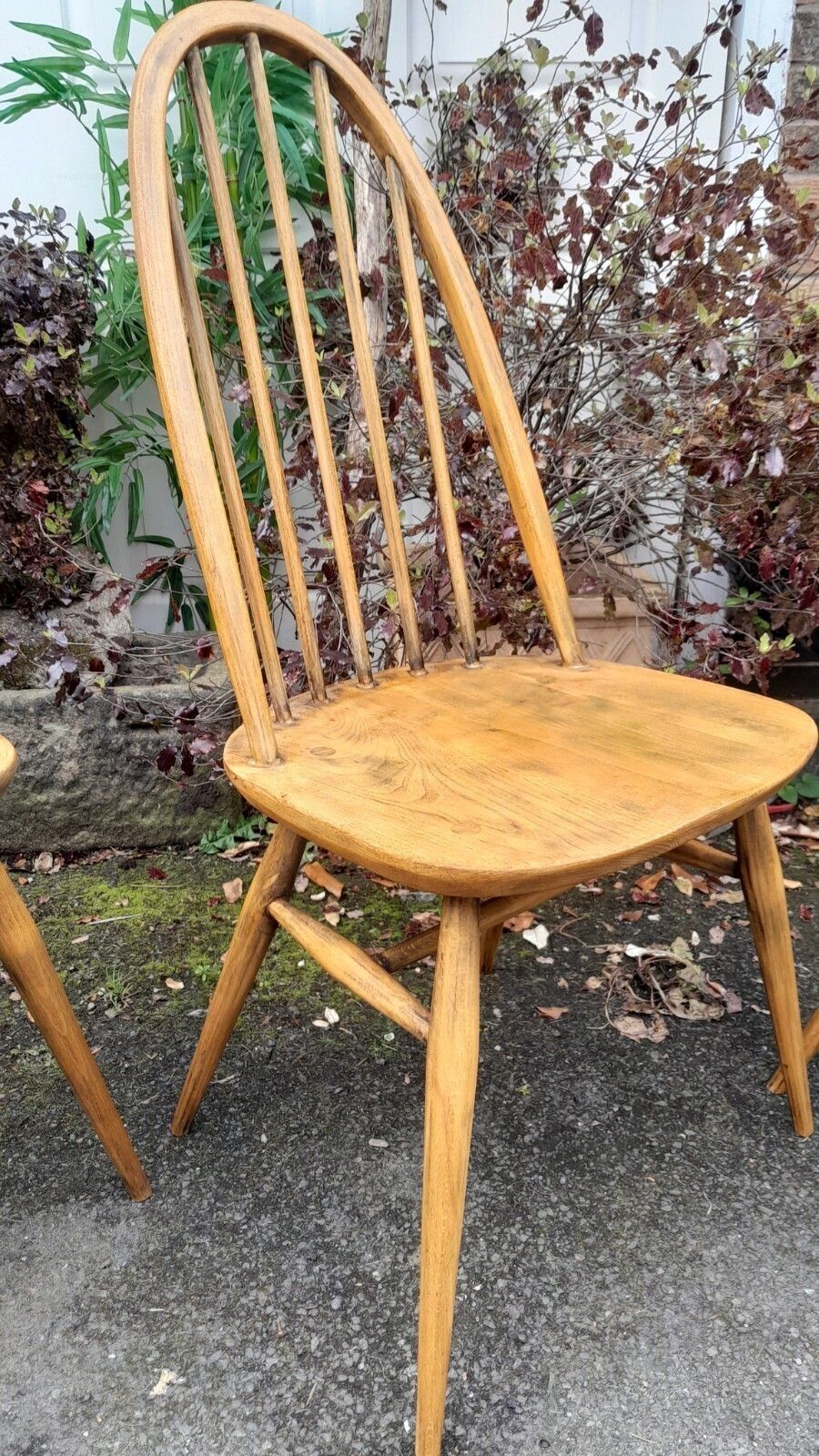 Vintage Ercol Quaker Spindleback Dining Chairs (Set Of 4) Light Oak Colour photo 447.0