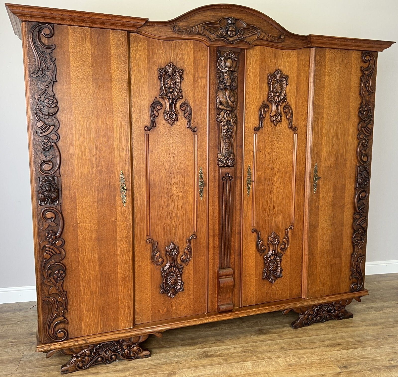 Wardrobe Vintage French Style Four Door Carved Armoire Cabinet Lot 6147