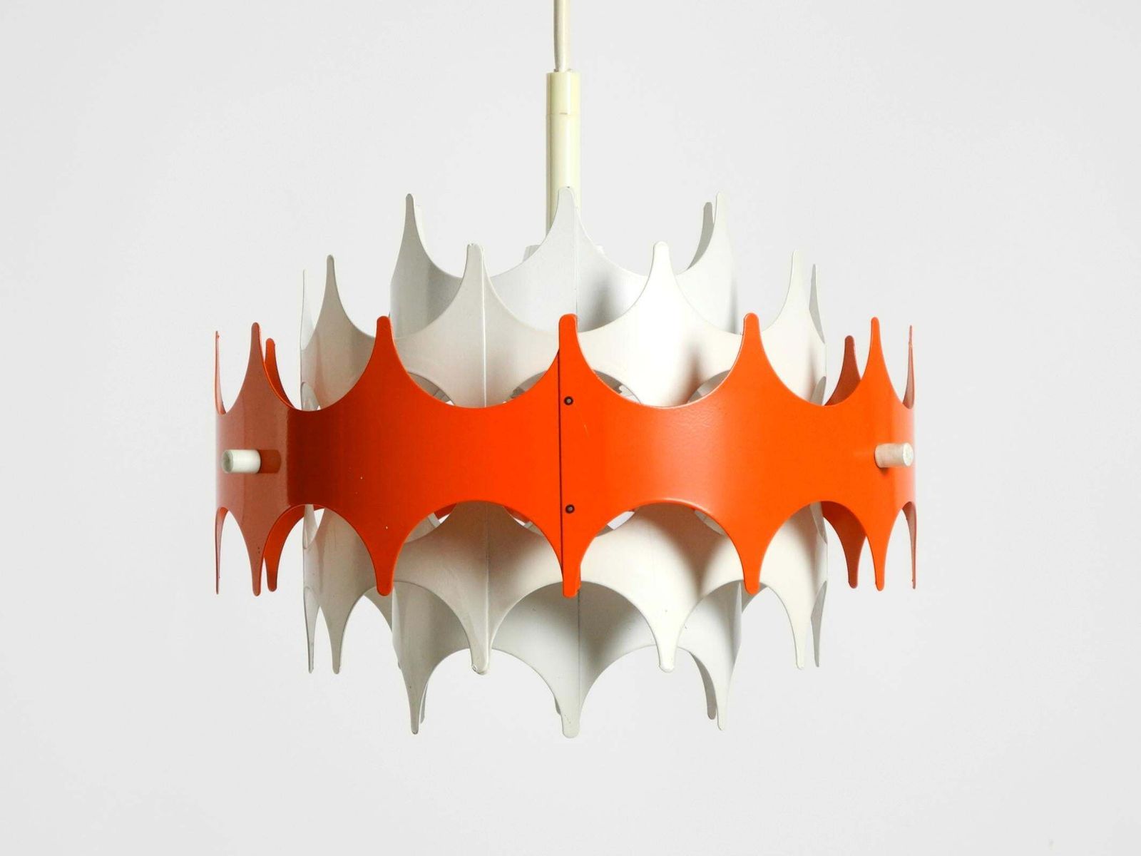 Verlichting Kleine Space Age metalen hanglamp uit de jaren 1960 van Doria photo