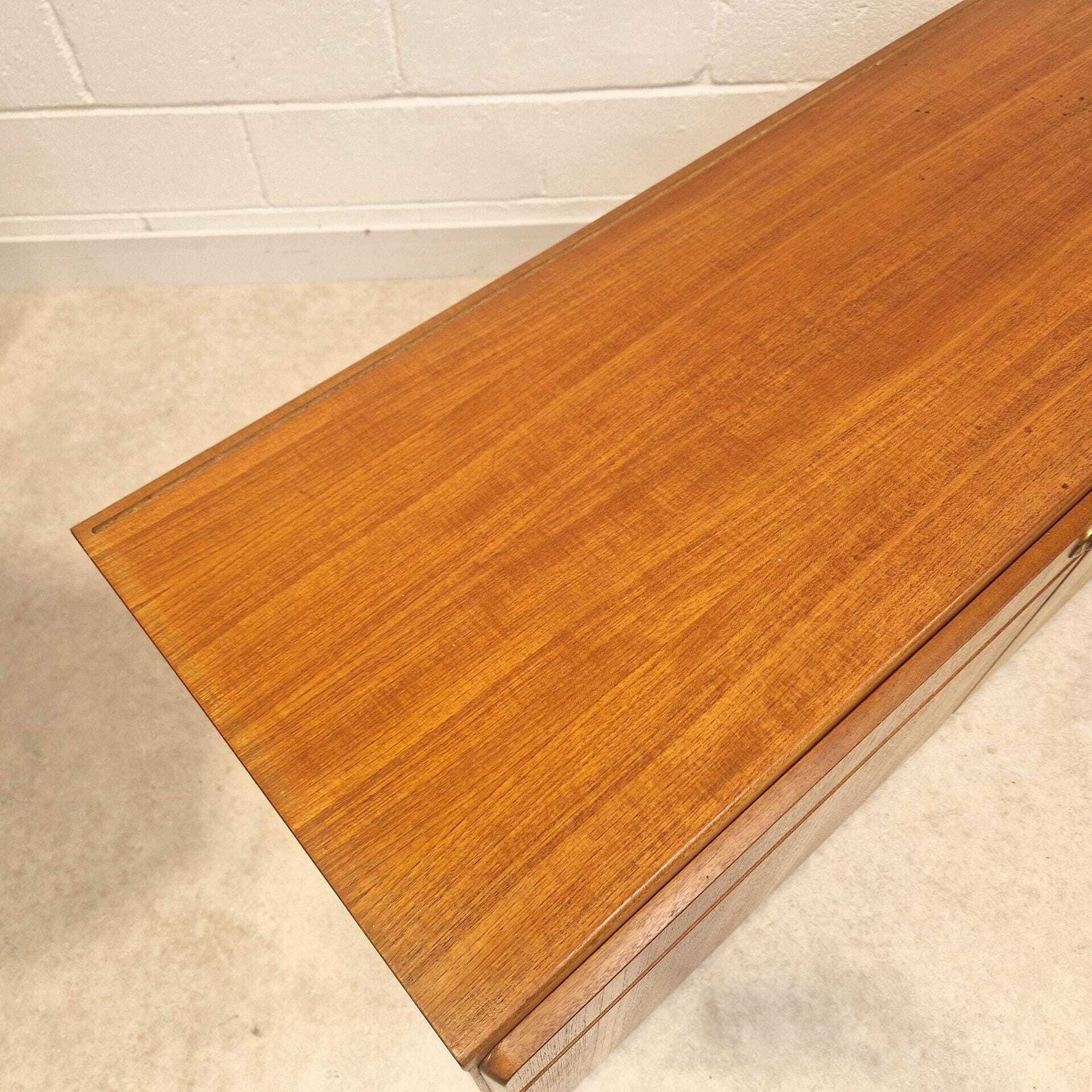 579.0 McIntosh Vintage Mid Century Danish Design Medium Teak Retro Sideboard Credenza Pg218 photo