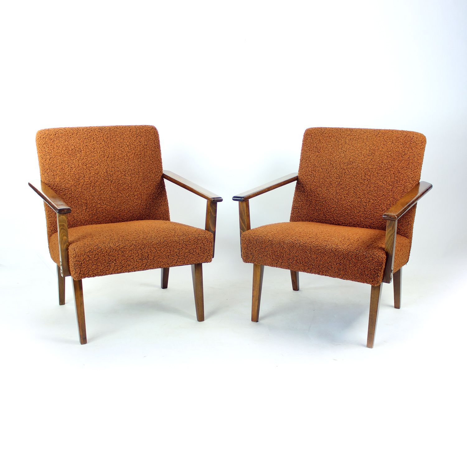 Paar Mid-Century Modern Fauteuils van Tatra, Tsjecho-Slowakije, jaren 1960 photo furniture