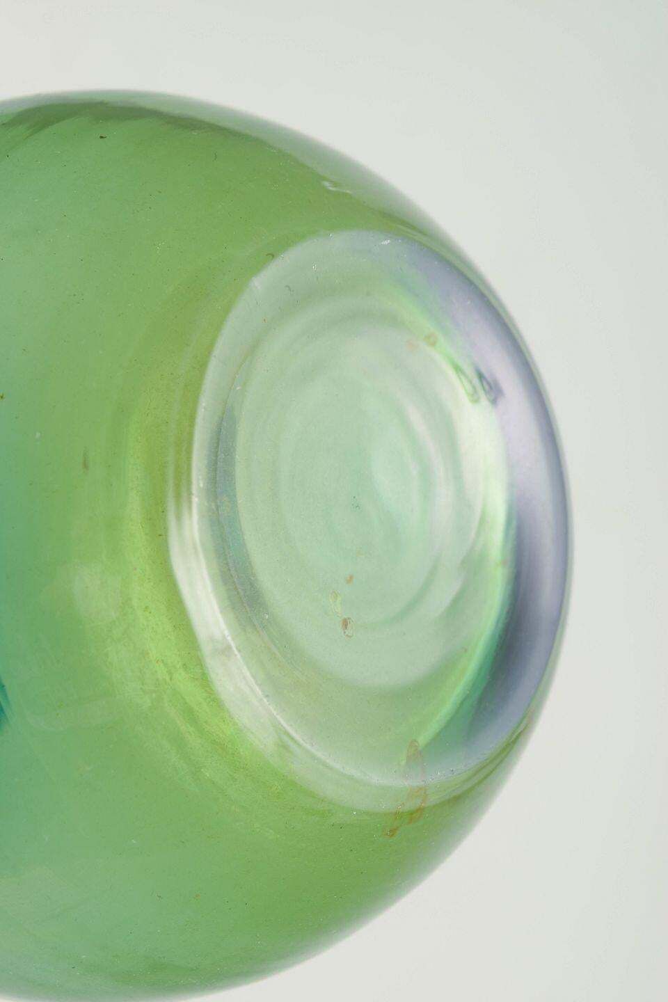 Grote dubbelbolvaas in kunstglas. Scandinavië, jaren 1970 photo Woonaccessoires