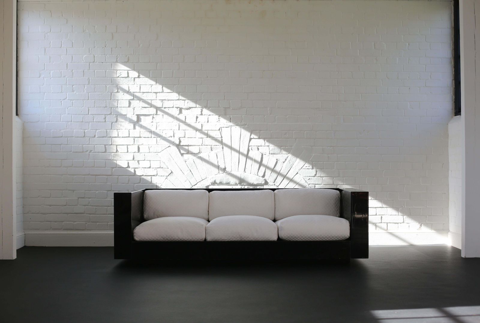 Massimo And Lella Vignelli For Poltronova 'Saratoga' Three Seater Sofa photo vinterior