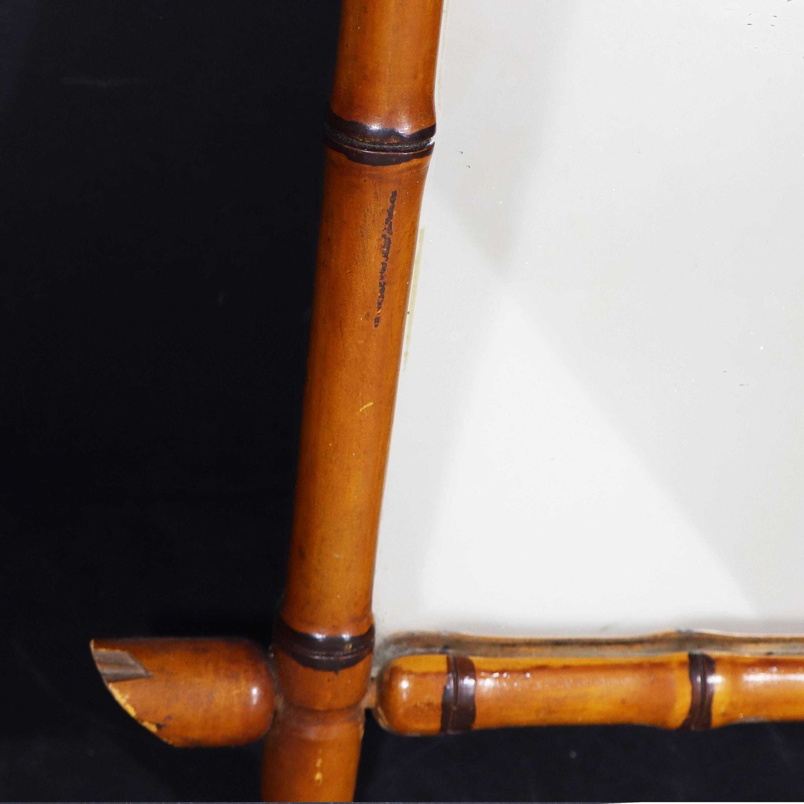 photo buy Vintage Franse rechthoekige wandspiegel met faux bamboe lijst