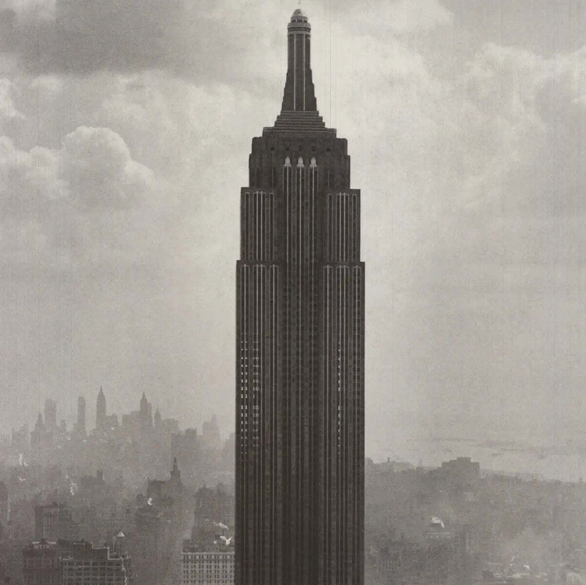 Affiche lithographique offset de l'Empire State Building, vue de New York, années 1940 photo Art