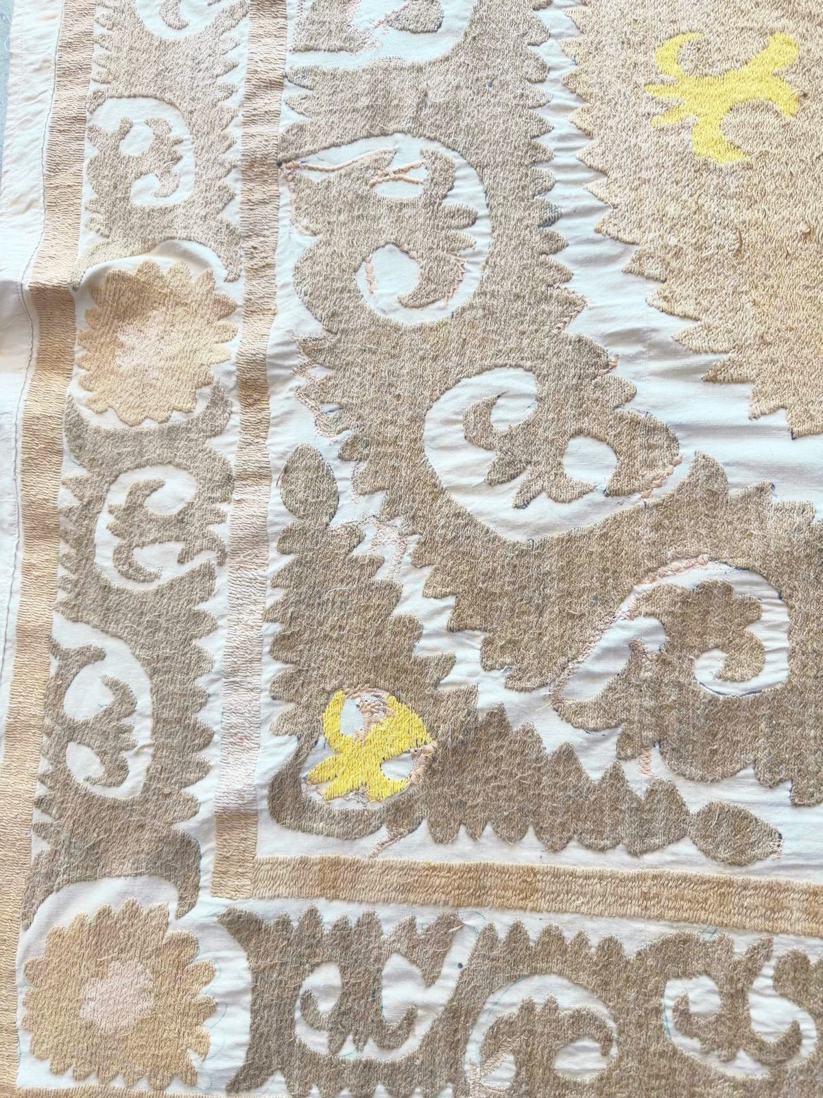 photo buy Suzani vintage, décoration murale, 125 x 128 cm