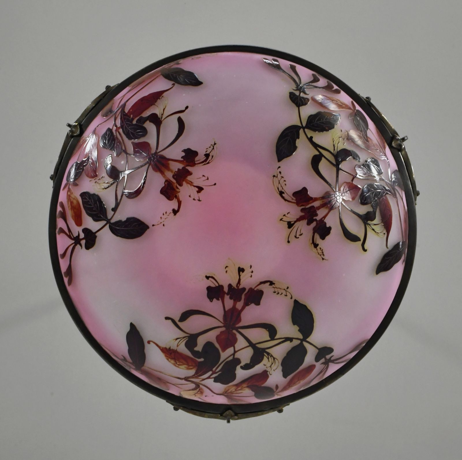 photo for sale French Art Deco Cameo Pendant Light By Gallé 1920s France