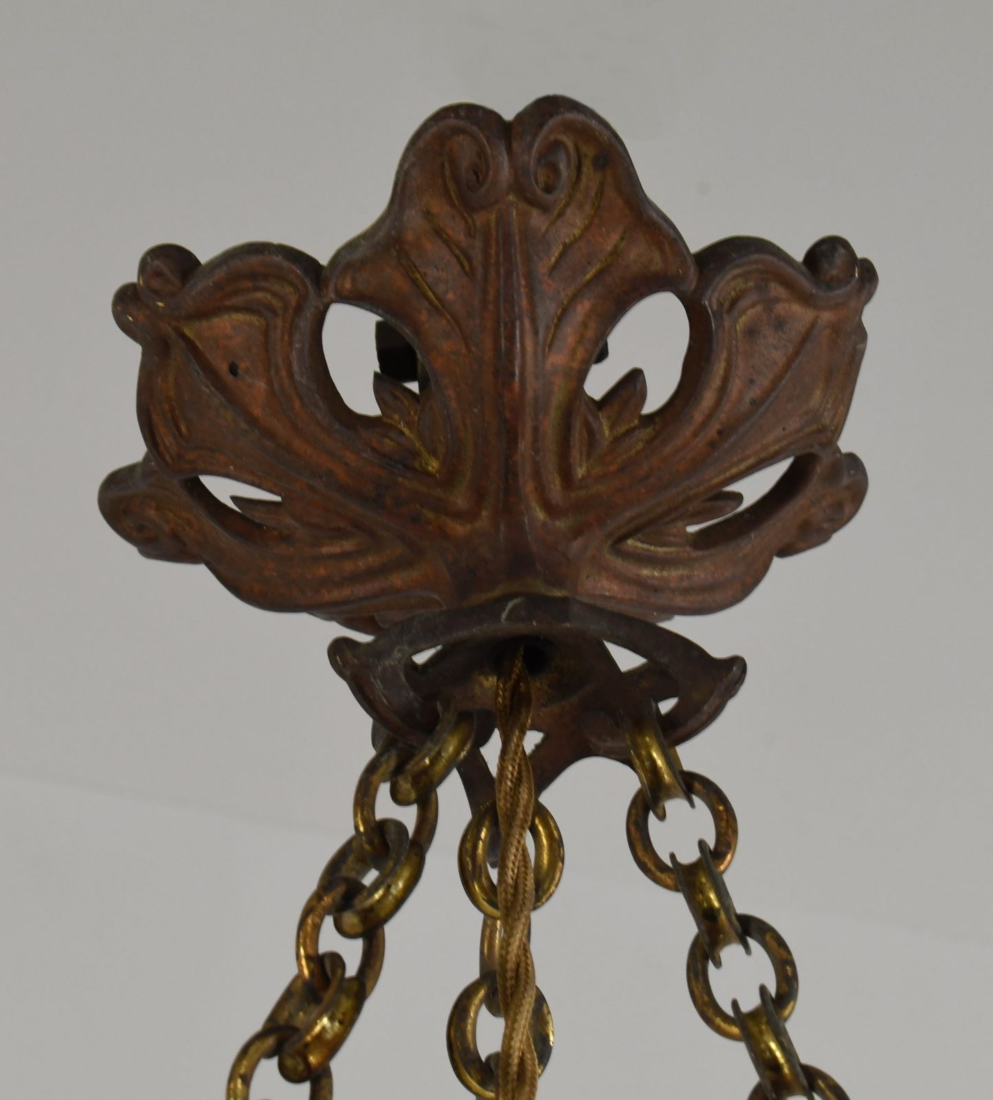 photo for sale Franse art deco cameo hanglamp van Gallé, jaren 1920, Frankrijk
