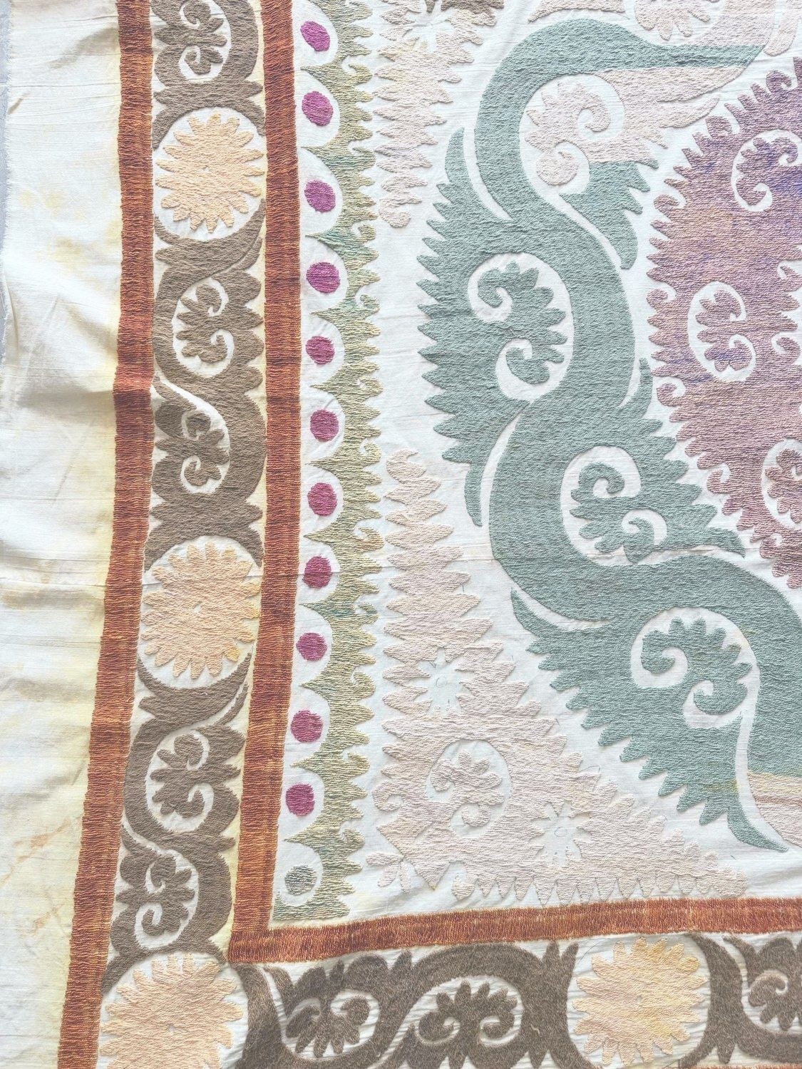 Suzani Tribal Textile   Decorative Vintage Embroidery, 126 X 150 Cm photo 270.0