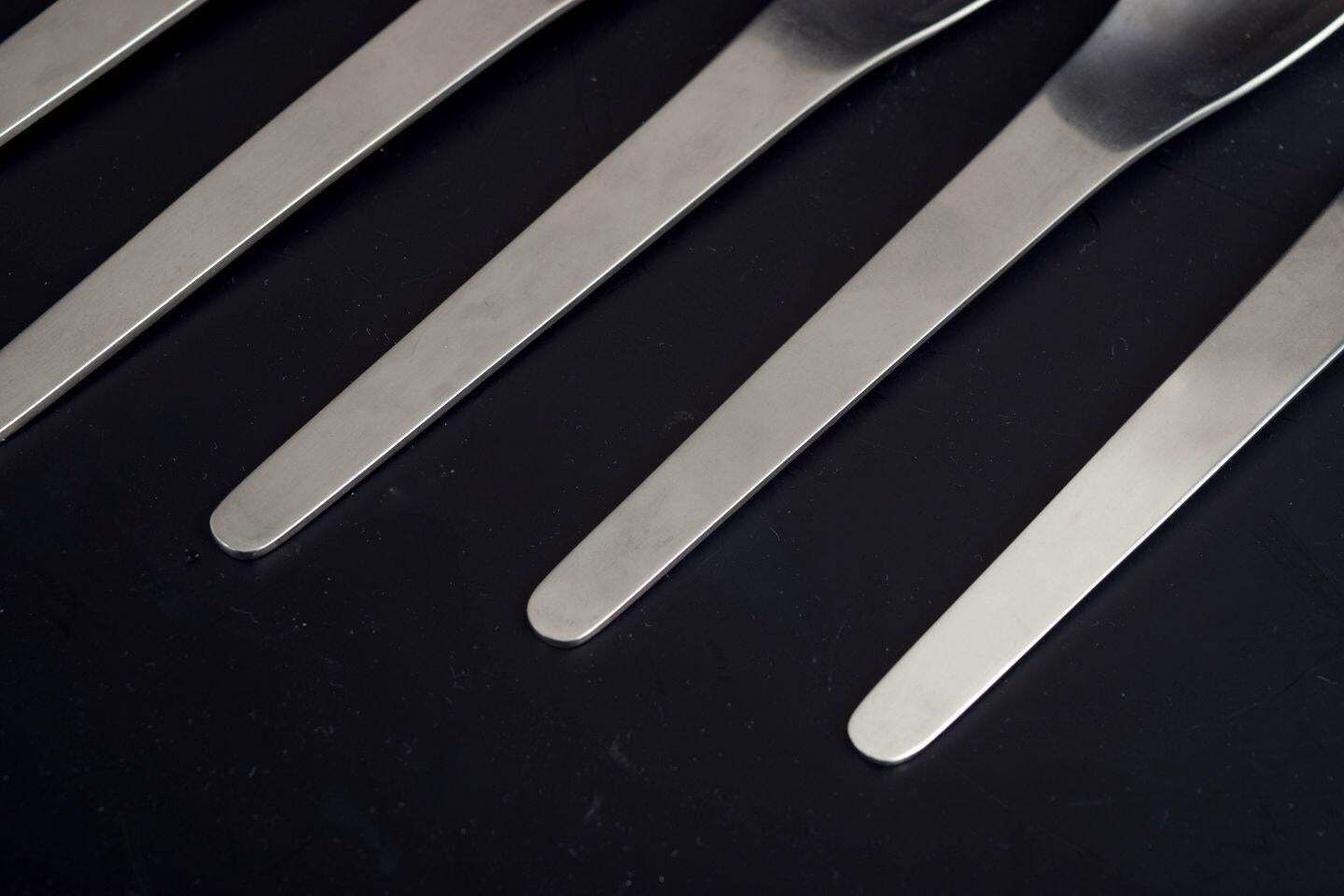 Georg Jensen, Denmark. Set Of Five Dinner Spoons In Stainless Steel. Late 20th C photo for sale