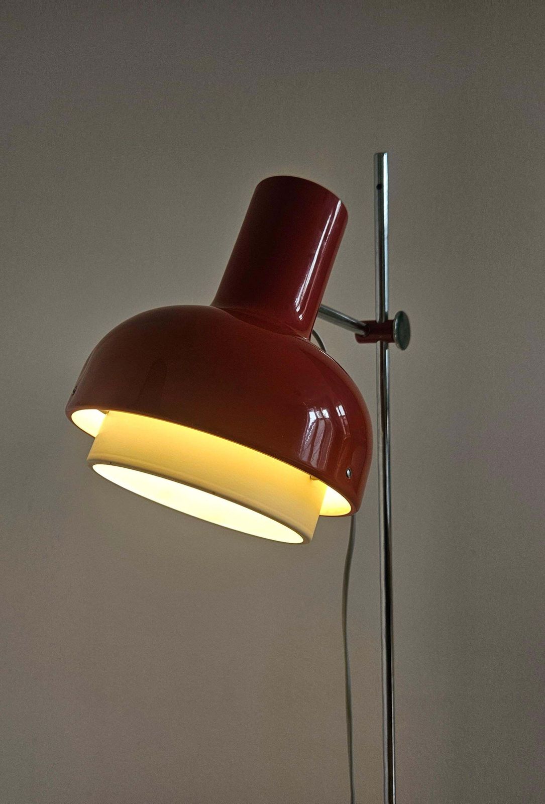 photo buy Lampe de sol mid-century réglable Napako, par Josef Hurka, années 1970