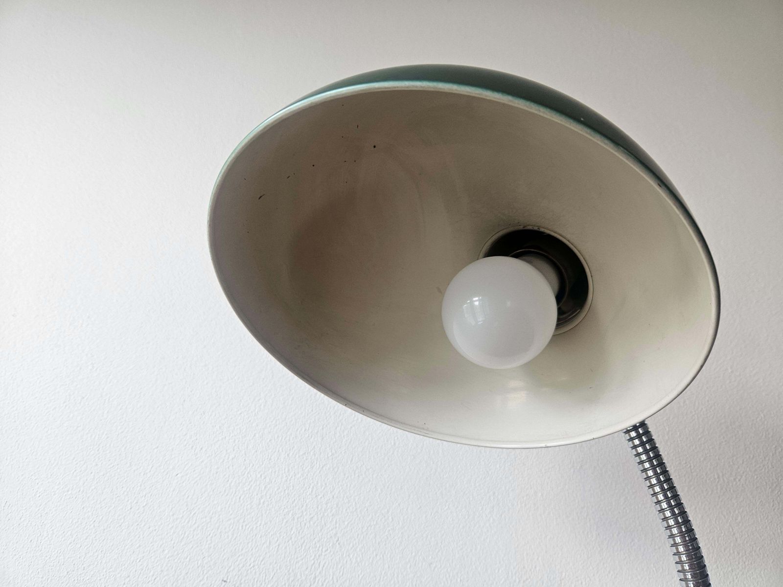 Zeer zeldzame mid-century industriële tafel- of bureaulamp – Helo Leuchten, Duitsland, ca. jaren 1950 photo buy