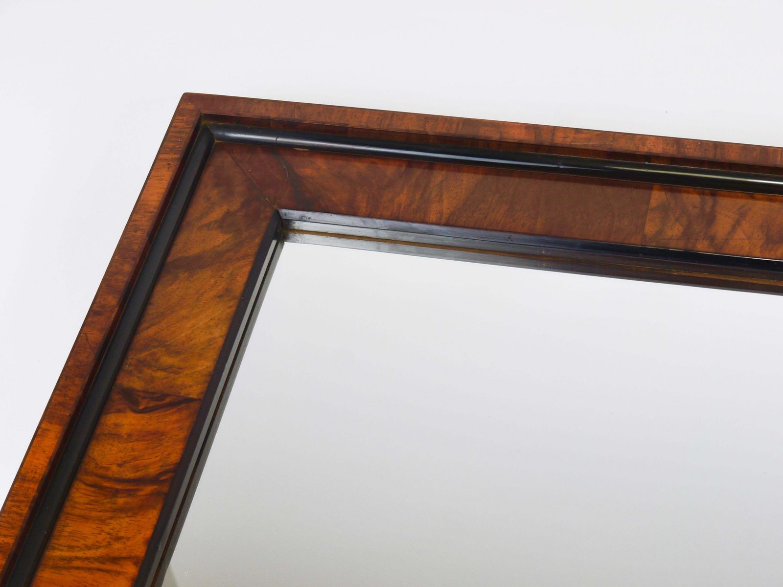 photo for sale Vierkante Biedermeier wandspiegel, walnoot, 19e eeuw, Wenen, ca. 1850