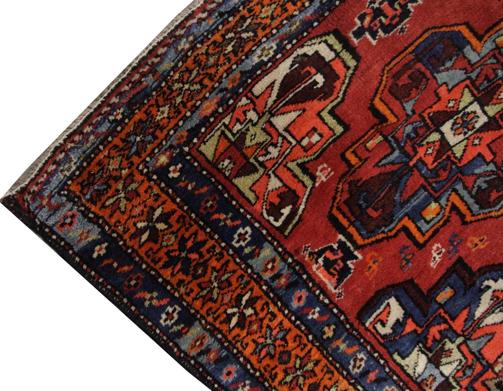 Antiek tapijt, Turkmeens oosters loperkleed, woonkamerloper photo furniture