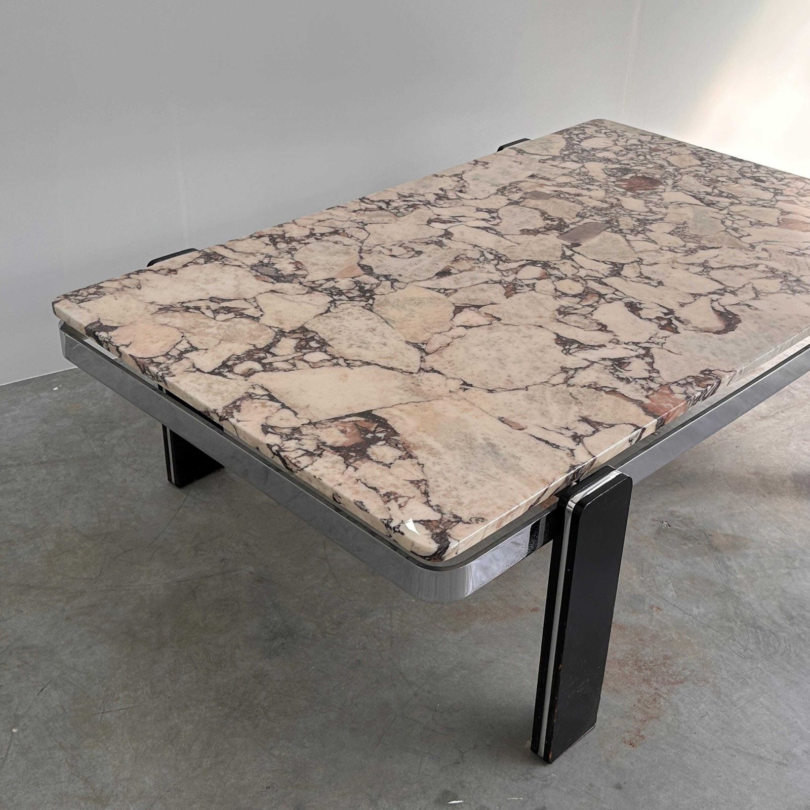 Violetta Calacatta Marmeren Salontafel op Chromen Onderstel, jaren 1970 photo vinterior