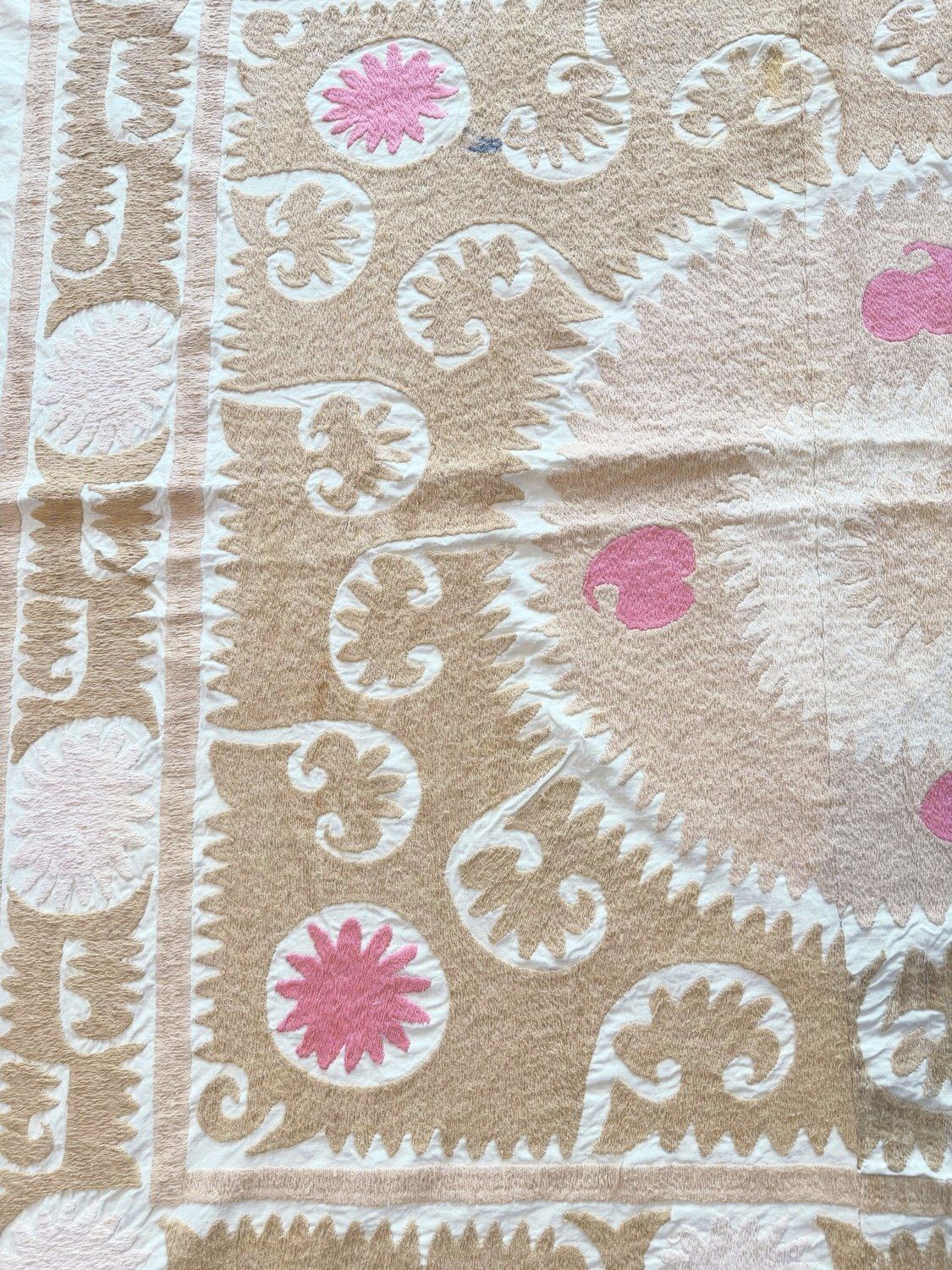 Suzani Tribal Textile — Neutral Tan Uzbek Tablecloth 138 X 140 Cm photo Textiles