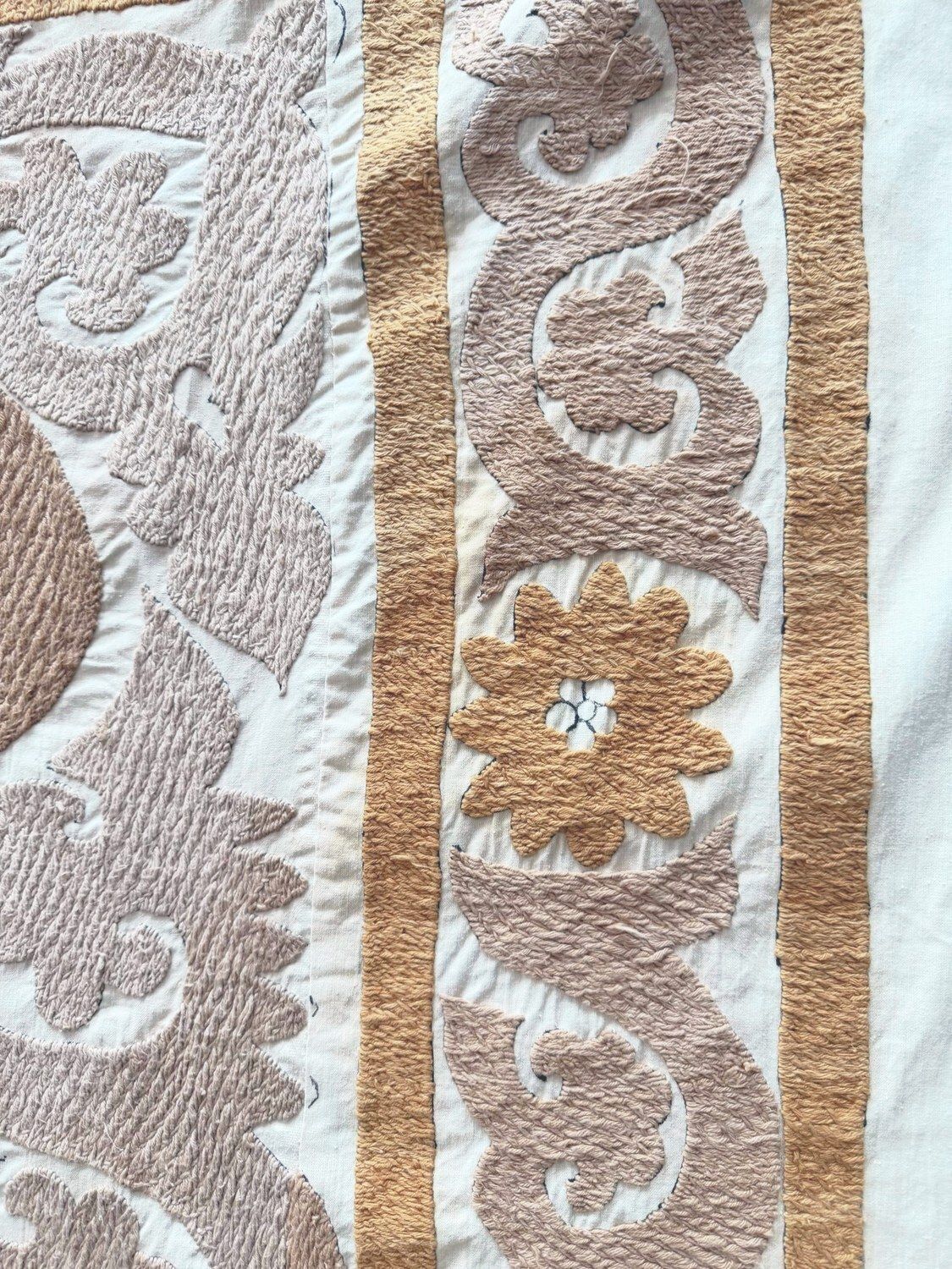 Neutrale Beige Aziatische Suzani Tribale Textiel 138 x 142 cm photo 277.0