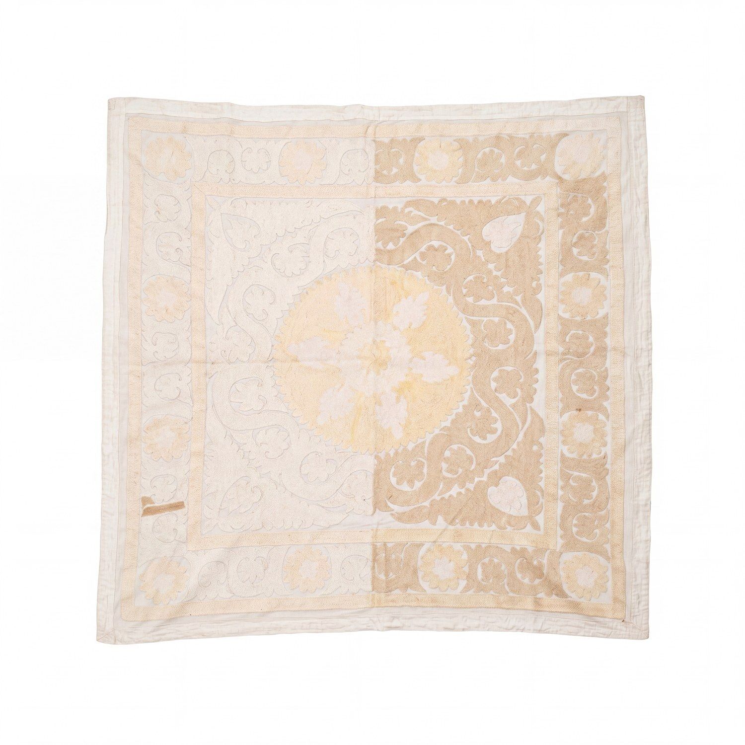 Nappe suzani de Samarkand, textile des années 1970, 138 x 143 cm