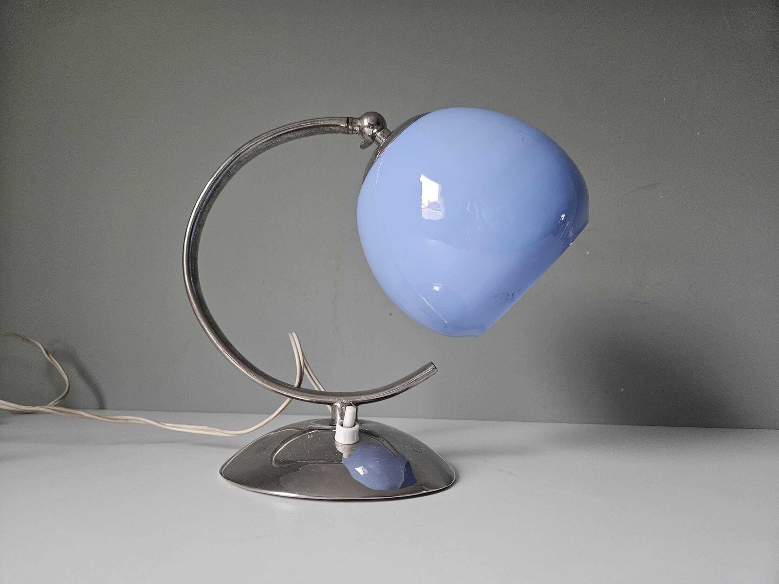 Vintage art deco tafellamp, blauw glas, bureaulamp photo buy