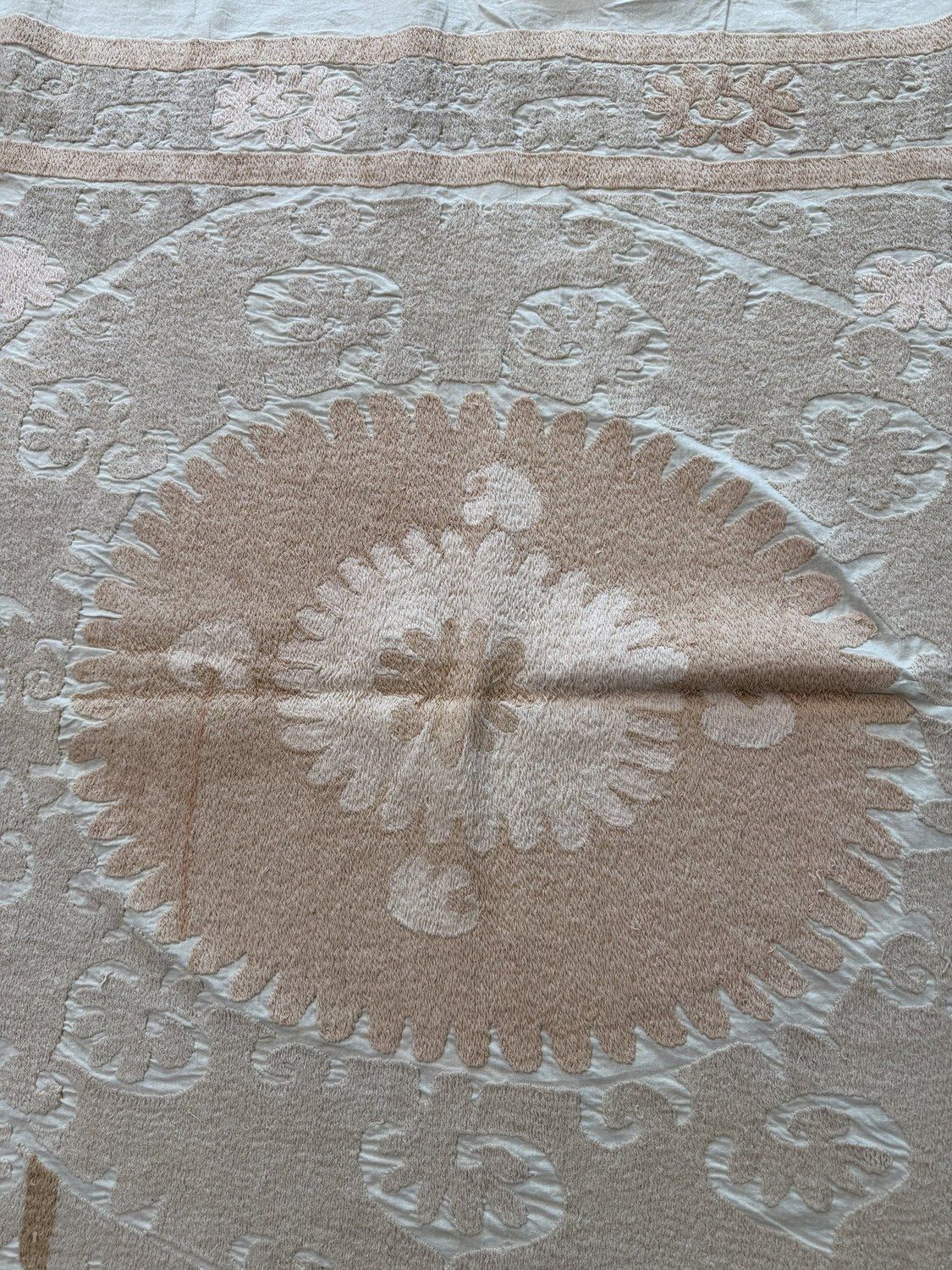 Hand Embroidered White Pink Samarkand Suzani Tapestry 131 X 133 Cm photo furniture