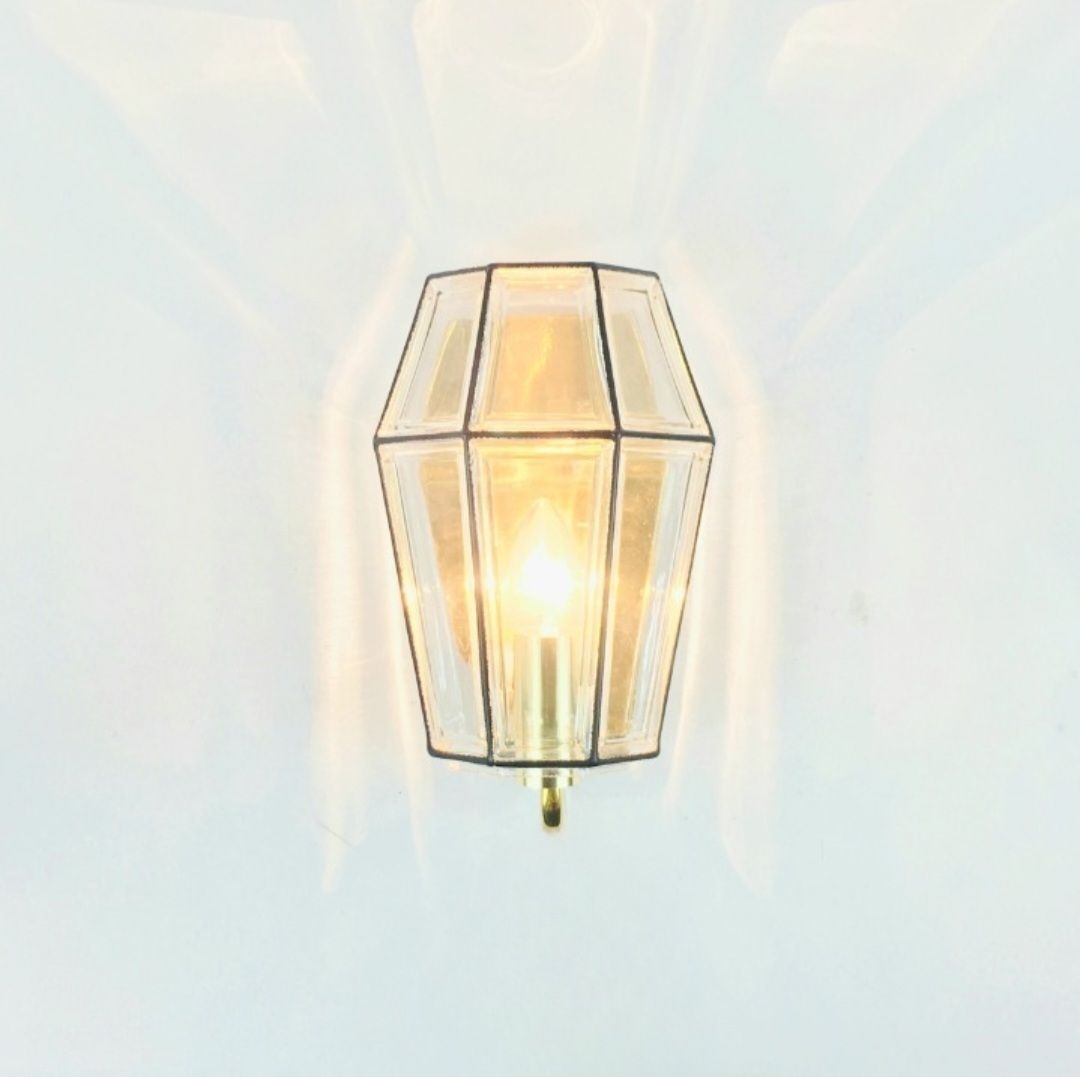 1 van 3 Mid-Century glazen en messing wandlampen van Limburg, Duitsland, jaren 1960 photo Verlichting