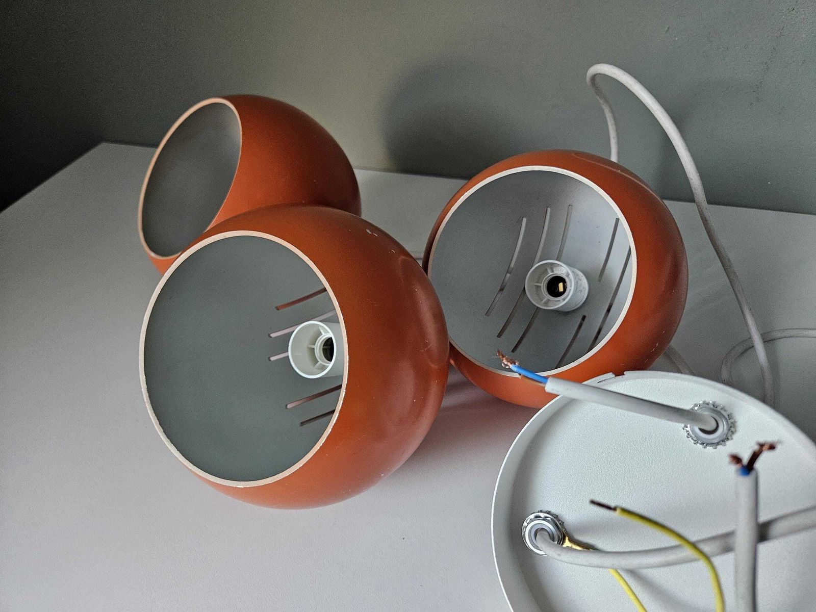 200.0 Set van 3 oranje cascade hanglampen – Space Age bollampen, jaren 1970 photo