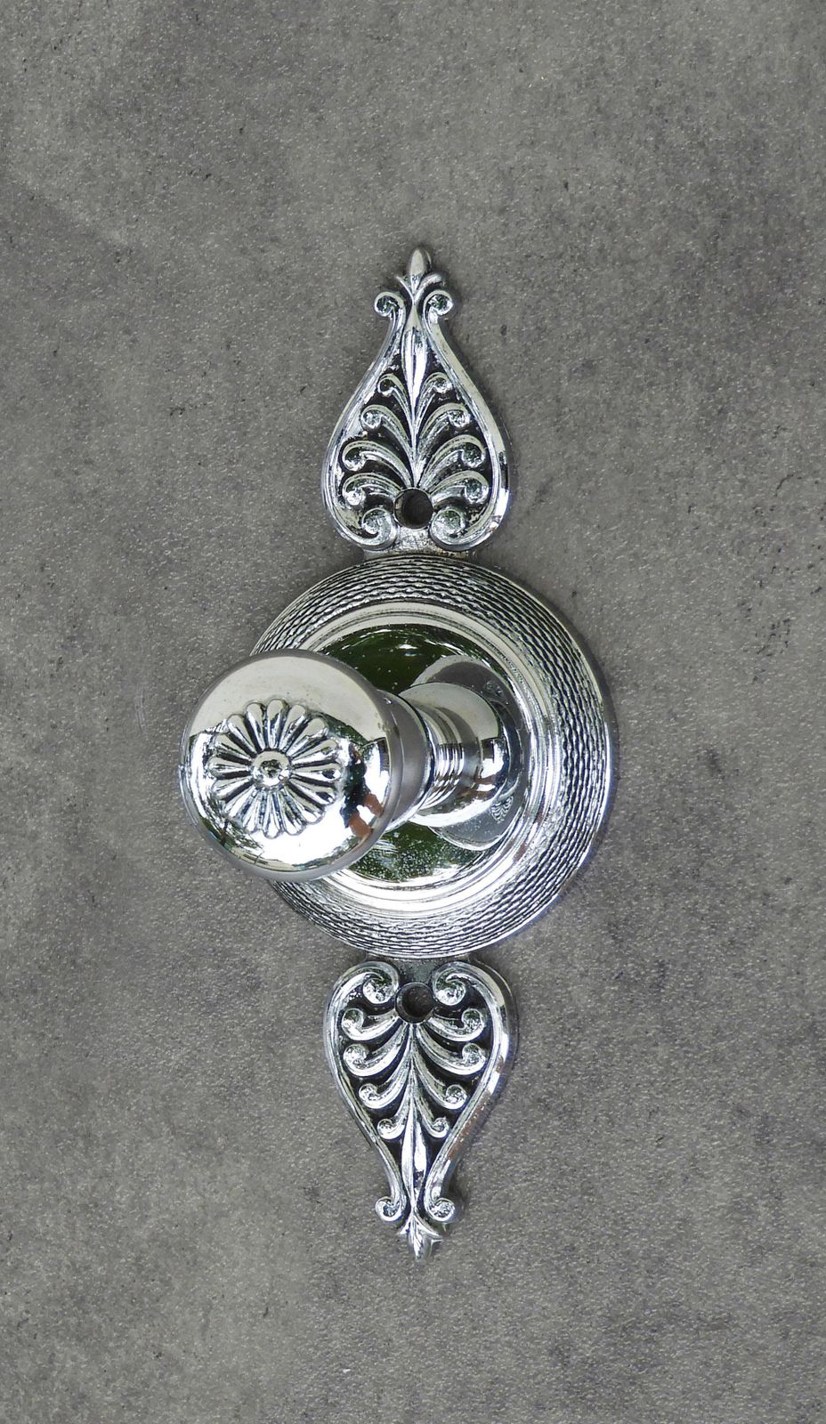Franse neoklassieke stijl, chromen kapstokhaak, ca. jaren 1970 - 3 stuks beschikbaar photo Woonaccessoires