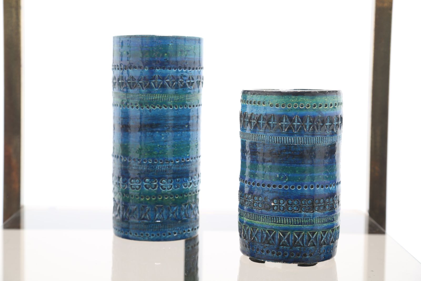 Vintage Mid-Century keramische vaas van Aldo Londi voor Bitossi, "Rimini Blu", 23 cm hoog, Italië, jaren 1960. photo vinterior