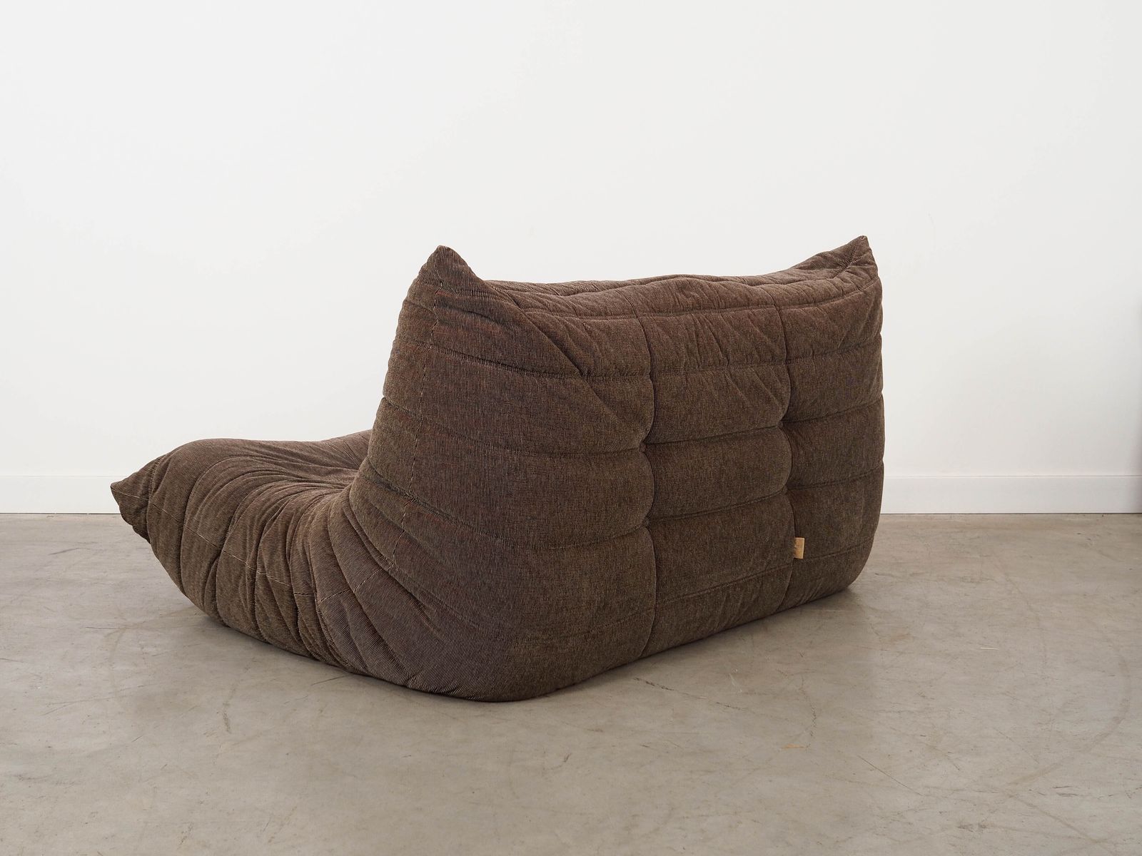 3049.0 Togo Two Seater Sofa, French Design, 1970s, Designer: Michel Ducaroy, Manufacturer: Ligne Roset photo