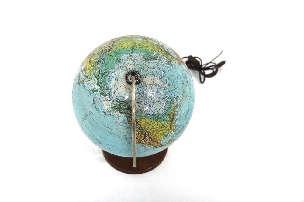 Globe lumineux, années 1960 photo for sale