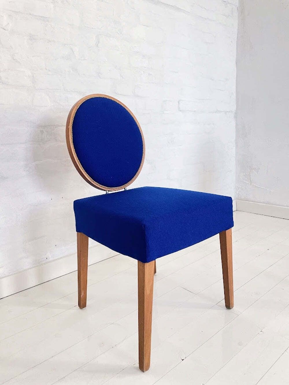 Paar Italiaanse postmoderne stoelen, jaren 1990 photo buy