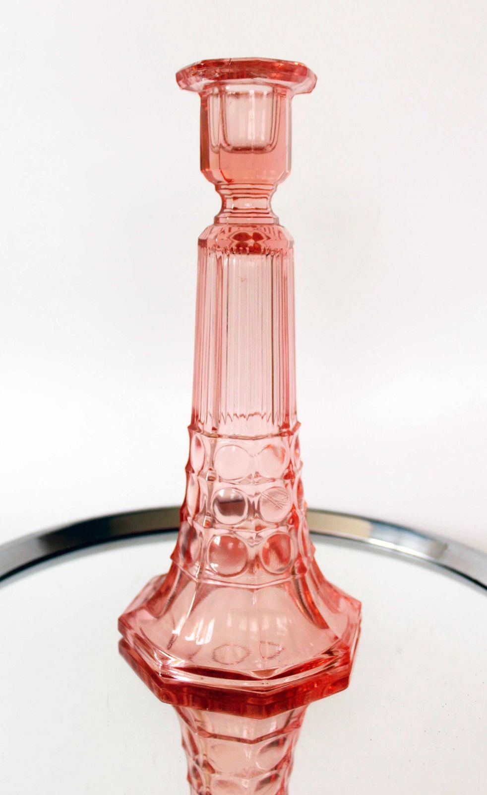 photo for sale Vintage Val Saint Lambert Luxval Art Deco Kandelaar, Model Edward VII, Roze Rosaline Glas, Graffart Vsl België, Catalogus 1935
