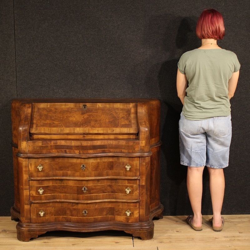 Bureau italien d'époque, à marqueterie, XXe siècle photo furniture