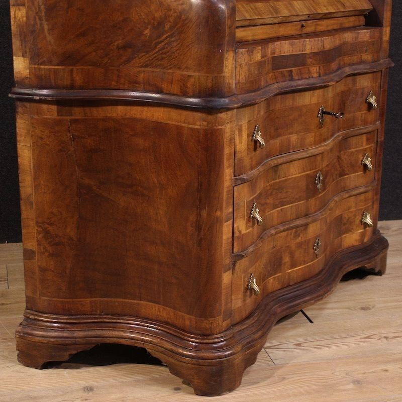 Mobilier Bureau italien d'époque, à marqueterie, XXe siècle photo