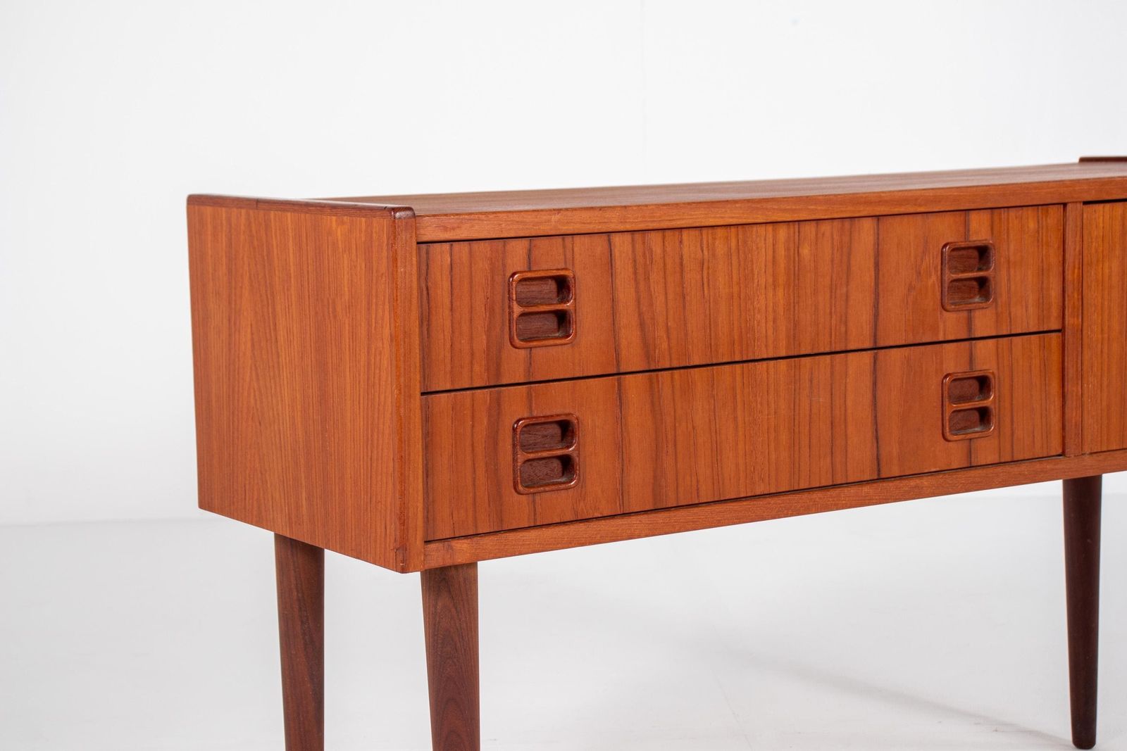 Mid-Century Modern Deens teakhouten dressoir, ladekast, jaren 1960 photo buy