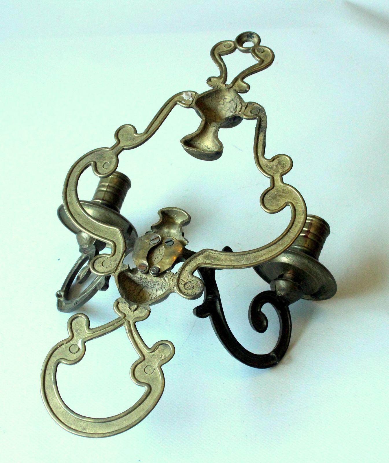 Messing wandkandelaar met twee armen – handgemaakt – Vintage photo Woonaccessoires