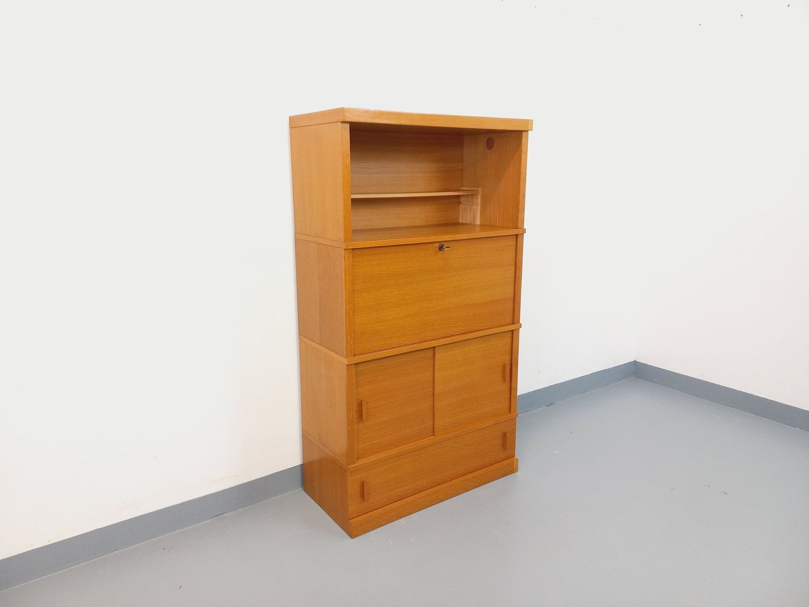 Opbergkast met Eiken Secretaire