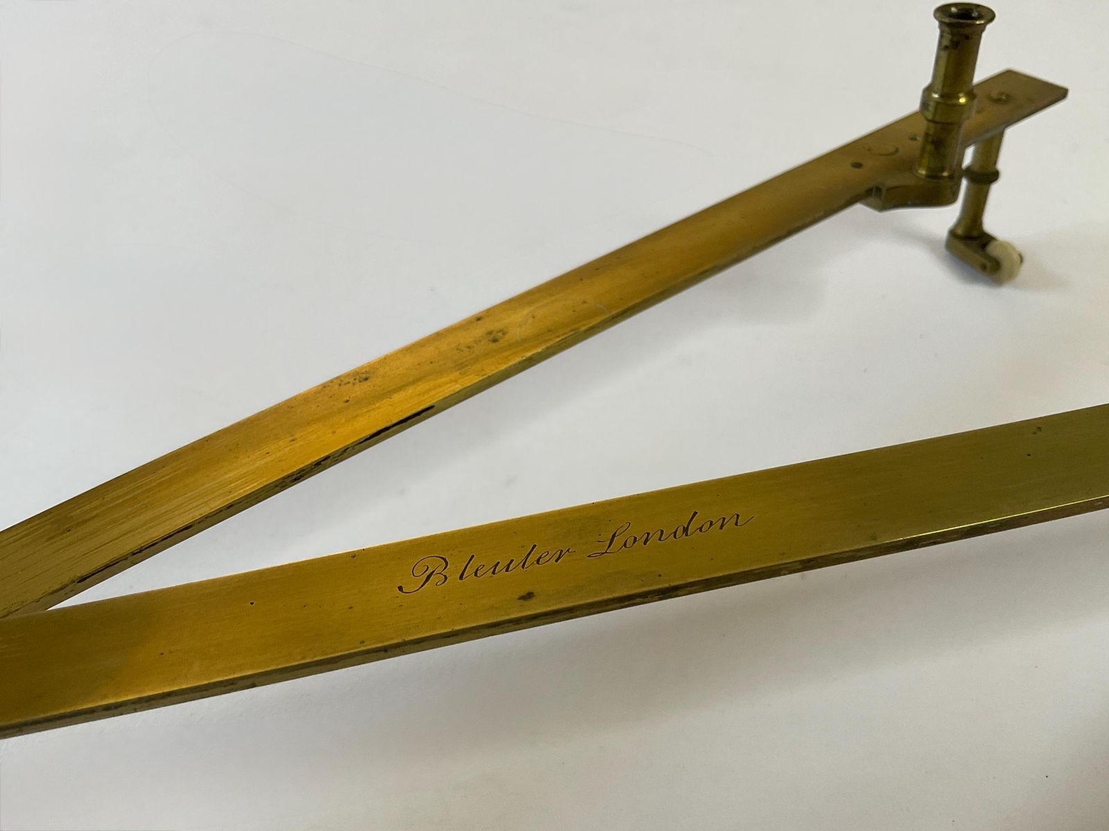 photo vintage Antiek Georgisch messing pantograaf van John Bleuler, Londen (ca. 1790-1820)