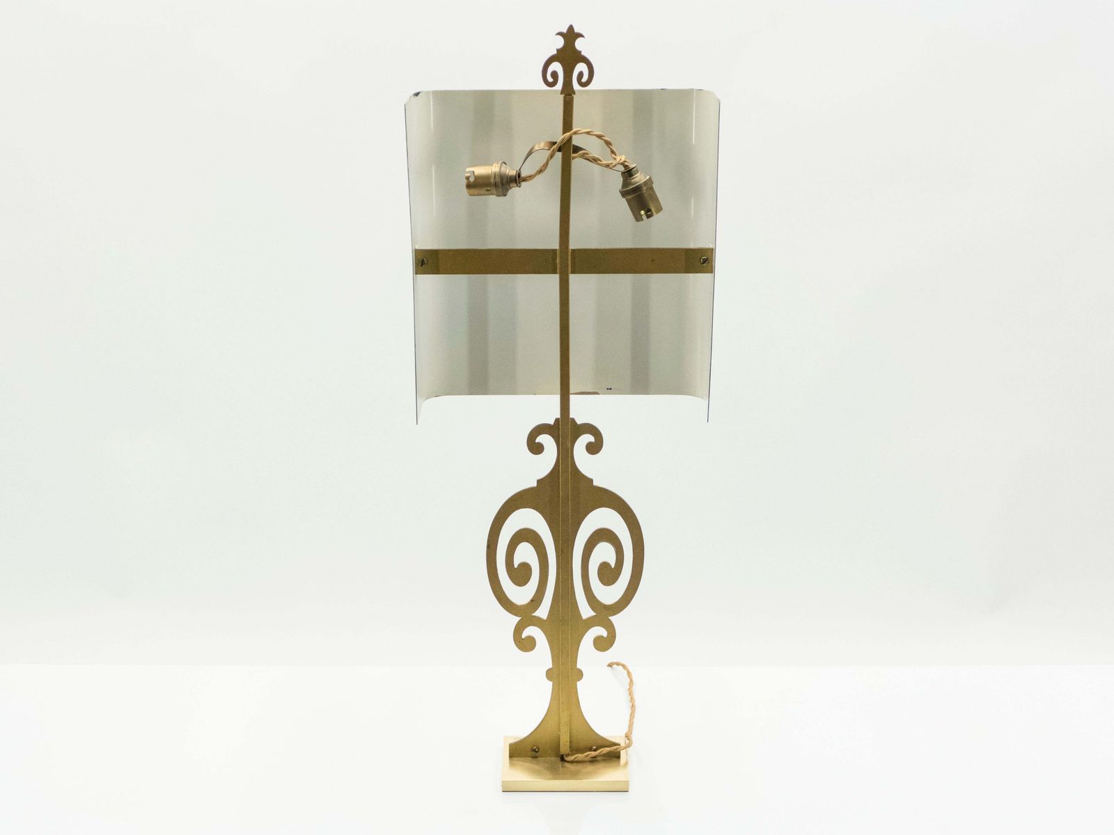 Lampe Maison Charles néoclassique en laiton, années 1970 photo buy