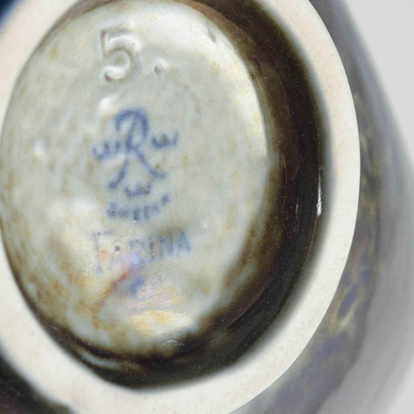 Gunnar Nylund, Rörstrand. Rare Triangular Stoneware Bowl From The Farina Series. photo Home Decor